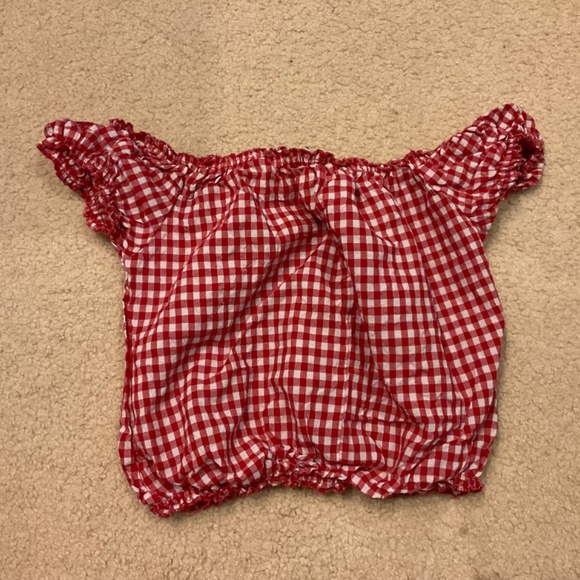 Brandy Melville off the shoulder Top - Picture 2 of 2